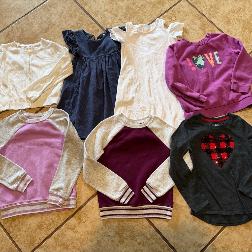 Little Girls Long Sleeve Shirts and Short Sleeve Dresses